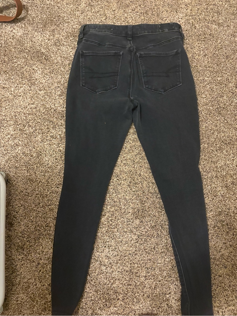 American Eagle Outfitters Black Skinny High-Rise Jeans - Picture 2 of 4